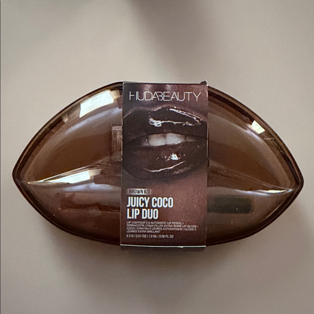 HUDA BEAUTY Juicy Coco Lip Duo in Deep Brown